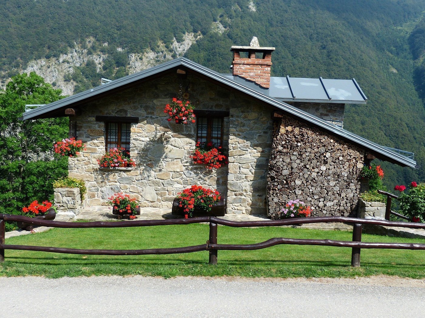 Bild: Rustikaler Charme für modernes Haus