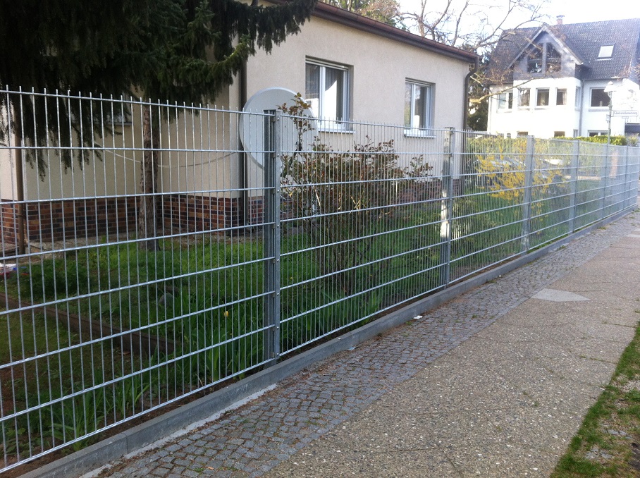 Bild: Stabmattenzaun aus Polen