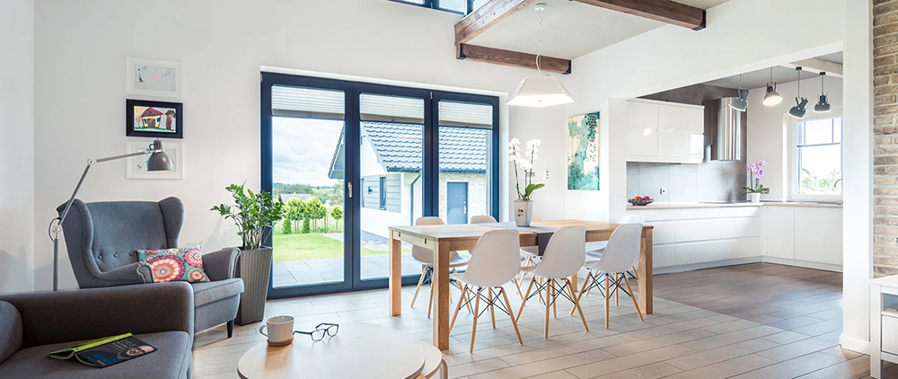 Bild: farbige Kunststofffenster