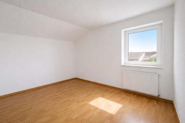 SCHICKE 3-RAUM WOHNUNG MIT BALKON UND TIEFGARAGENSTELLPLATZ – Dresden – Vorschaubild 7