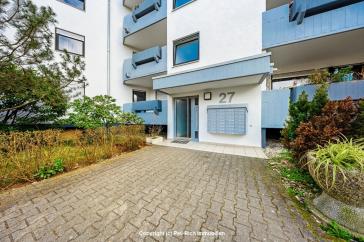 SONNENGLÜCK: Stilvolle 3-Zimmer-Wohnung mit Balkon in Neureut zur Vermietung – Karlsruhe / Neureut – Vorschaubild 2