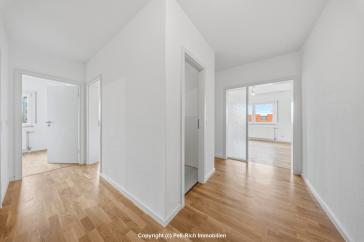 SONNENGLÜCK: Stilvolle 3-Zimmer-Wohnung mit Balkon in Neureut zur Vermietung – Karlsruhe / Neureut – Vorschaubild 13