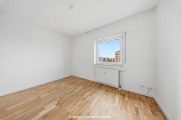 SONNENGLÜCK: Stilvolle 3-Zimmer-Wohnung mit Balkon in Neureut zur Vermietung – Karlsruhe / Neureut – Vorschaubild 18