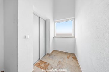 SONNENGLÜCK: Stilvolle 3-Zimmer-Wohnung mit Balkon in Neureut zur Vermietung – Karlsruhe / Neureut – Vorschaubild 4