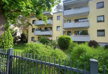 3-Zimmerwohnung mit Balkon in der obersten Etage in Berlin-Zehlendorf