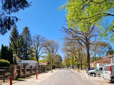 Exklusive Toplage: ca. 1.220m² großes Grundstück mit Bungalow, Garage & Werkstatt–provisionsfrei! – Stahnsdorf – Vorschaubild 10