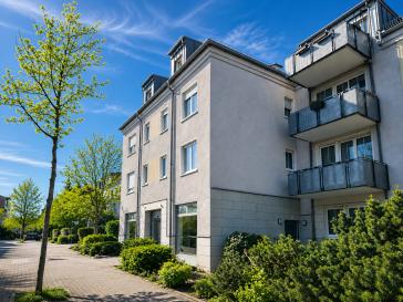 VERMIETETE EIGENTUMSWOHNUNG IN SCHÖNER LAGE
