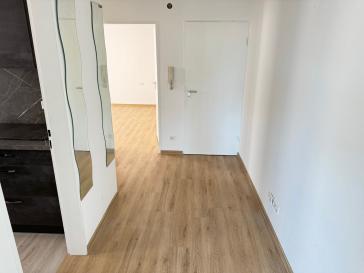 HN-CITY: MODERN RENOVIERTE 2 ZI. WOHNUNG IM STADTZENTRUM!