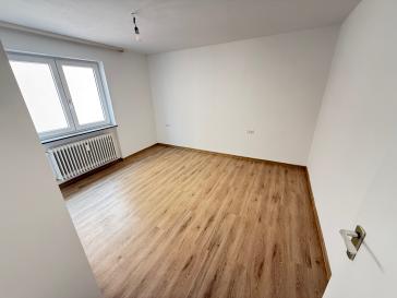 HN-CITY: MODERN RENOVIERTE 2 ZI. WOHNUNG IM STADTZENTRUM! – Heilbronn – Vorschaubild 2