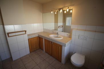 STOCKUM: EXKLUSIV SANIERTES 1 FAMILIENHAUS 4 ZIMMER 2 BÄDER+G-WC GARTEN TERRASSE PARKETT TOP-LAGE – Düsseldorf – Vorschaubild 11