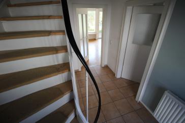 STOCKUM: EXKLUSIV SANIERTES 1 FAMILIENHAUS 4 ZIMMER 2 BÄDER+G-WC GARTEN TERRASSE PARKETT TOP-LAGE – Düsseldorf – Vorschaubild 5