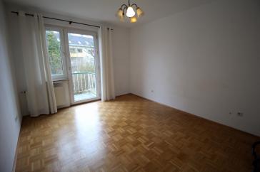 STOCKUM: EXKLUSIV SANIERTES 1 FAMILIENHAUS 4 ZIMMER 2 BÄDER+G-WC GARTEN TERRASSE PARKETT TOP-LAGE – Düsseldorf – Vorschaubild 9