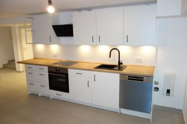 EXKLUSIV IN GRAFENBERG SOUTERRAIN GARTEN-TERRASSENWOHNUNG SEHR RUHIG RENOVIERT MODERNES DUSCHBAD – Düsseldorf – Vorschaubild 4