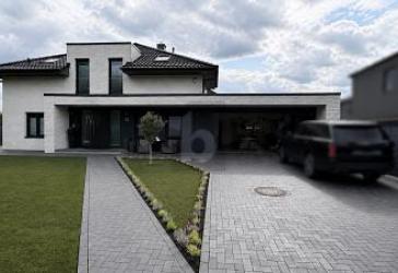 DARF ICH VORSTELLEN: IHRE ARCHITEKTEN-VILLA