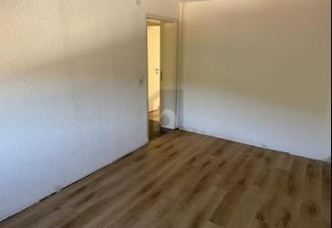 WOHNEN ÜBER DEN DÄCHERN MIT ENZBLICK