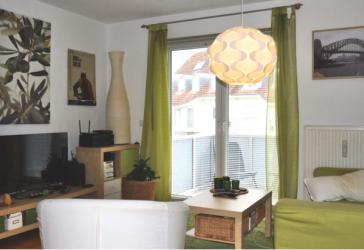 *** Provisionsfrei *** 2-Zimmerwohnung mit Balkon, Tiefgaragenstellplatz und Kellerabteil zentral in Eggenstein