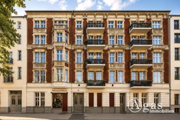 142 m² Altbau im Prenzlauer Berg – zwei Eingänge, viele Möglichkeiten, maximale Flexibilität