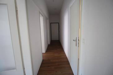 RENOVIERTE KOMFORTWHG. SANIERTES DUSCHBAD BALKON GARAGE MÖGL. 1.OG MODERNE BÖDEN OBERBILK/ELLERSTR. – Düsseldorf – Vorschaubild 13