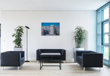 Saniertes Büro mit 24/7 - Zugang und Balkon!