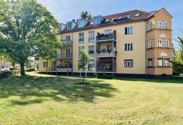 AKTION! Dachgeschosswohnung als vermietete Kapitalanlage