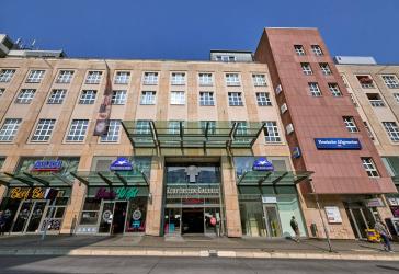 Großzügige, lichtdurchflutete Gastronomiefläche in der Kurfürsten Galerie