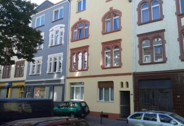 TOP - Wohnung direkt neben den Adlerwerken - 1 OG