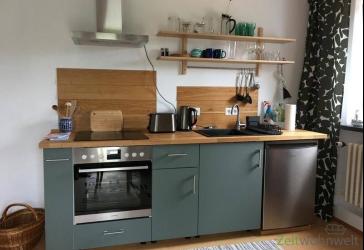 (EF0839_M) Dresden: Loschwitz/Wachwitz, möblierte Dachetage mit Garten und Dachbalkon, ruhige Wohnlage, WLAN