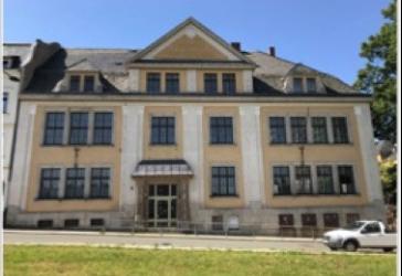 Charmantes, ehemaliges Schulgebäude in Falkenstein-Vogtland