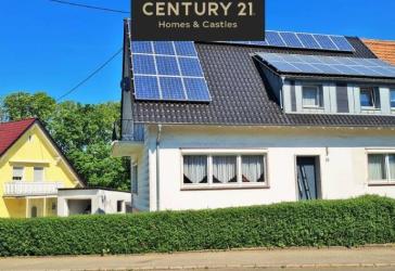 SONNE IM HERZEN: Top-Saniertes 2-Familienhaus mit PV -NK-Storchenplatz