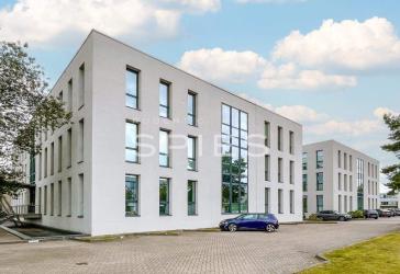 MODERNE BÜROFLÄCHEN IN FLUGHAFENNÄHE