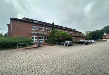 Repräsentative Büroflächen mit ausreichend PKW-Stellplätzen