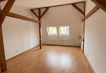 WG. taugliche 3-Wohnung in MD-Sudenburg ,ca 88m², im DG. Klimatisiert mit EBK. zu vermieten