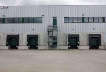 Jetzt verfügbar - ca. 19.500 m² Halle - 36 Rampentore - ca. 10 m UKB - KEINE PROVISION