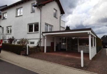 Geräumige,helle Wohnung mit 2 Balkonen und Keller