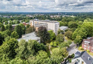 Großflächige, attraktive Bürofläche | viele Stellplätze | voll klimatisiert