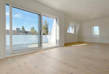NEUBAU DG-Wohnung: Großzügige und elegant gestaltete 4-Zimmer-Wohnung mit fantastischer Dachterrasse und traumhafter Aussicht