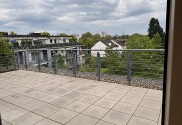 3 Zimmer mit Dachterrasse - Willkommen in Ihrem neuen Zuhause hoch über den Dächern Münchens!