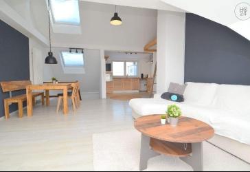 möblierte, helle und tolle Dachgeschosswohnung in Ulm-Weststadt