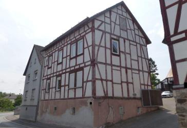 Große Hofreite mit viel Potential in Hüttenberg zu verkaufen.