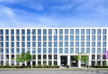 Äußerst hochwertig ausgestattete und moderne Büroflächen im Office Center Überseestadt