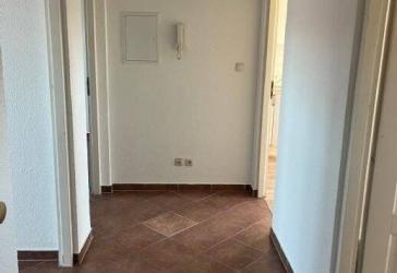 2- Zimmerwohnung mit Einbauküche und Balkon