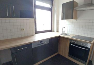 2-Raum-Wohnung mit Balkon und Einbauküche in ruhiger Lage