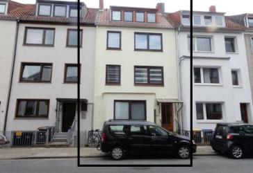 Neustadt - Flüsseviertel - Fünfparteienhaus als Kapitalanlage - saniert - mod. Bäder - neues Dach mit Dämmung -neue Elektrik -neue Gaszentralheizung