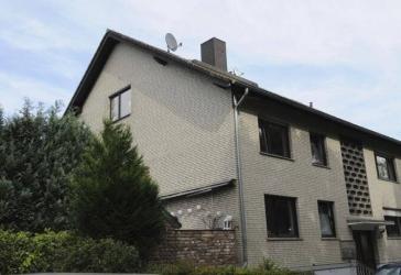Dachgeschoßwohnung, sonnig mit großer Südterrasse, 3 Zi, Kü, Bad und GWC im Herzen von Laurensberg, Nähe Campus