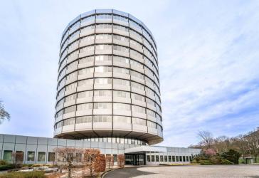 Mit Blick über Mülheim: Ihr neues Büro im T-13 | viele Stellplätze | klimatisiert | ALLEINAUFTRAG
