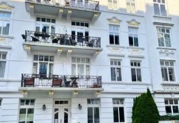 Möblierte 1,5 Zimmerwohnung in Eppendorf mit Terasse und Garten