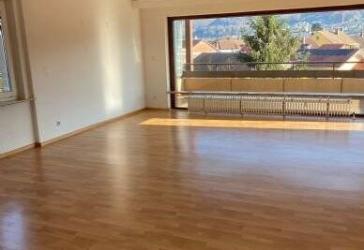 Ihr neues Zuhause - 4 Zimmer im 2. OG mit Balkon und Garage!
