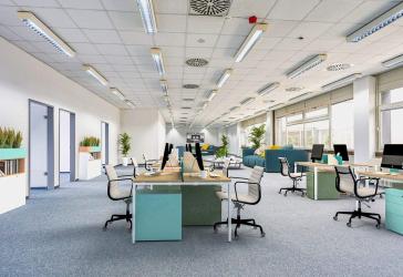 Ihr neues Büro: Neu saniert, in Top-Lage und ohne Maklergebühr nahe dem Flughafen.