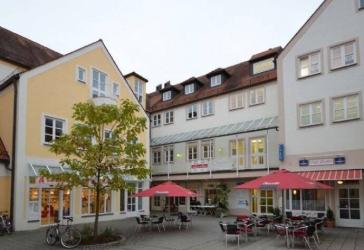 Helle Verkaufsfläche in der Innenstadt