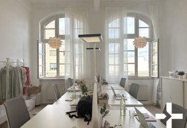 Büros in einem Gebäude mit besonderem Charme